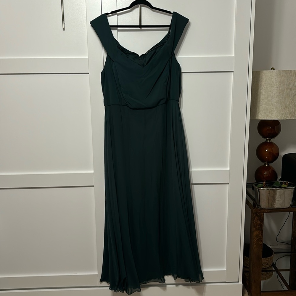 Bella bridesmaids evergreen dress 24w